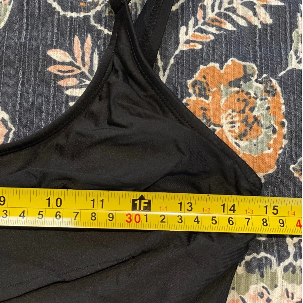 DKNY Black‎ Ruched One Piece Swimsuit Women's Size M - Picture 11 of 16